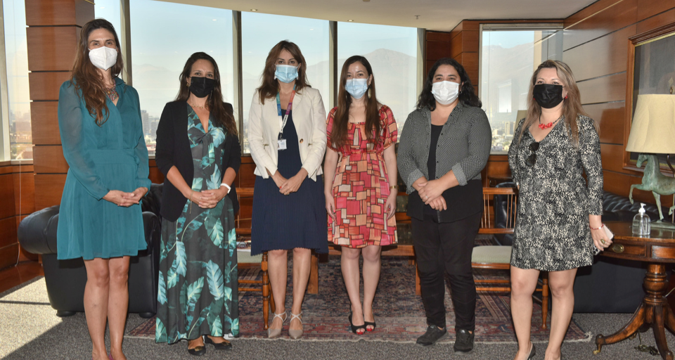 CCS conmemora Día de la Mujer junto a emprendedoras