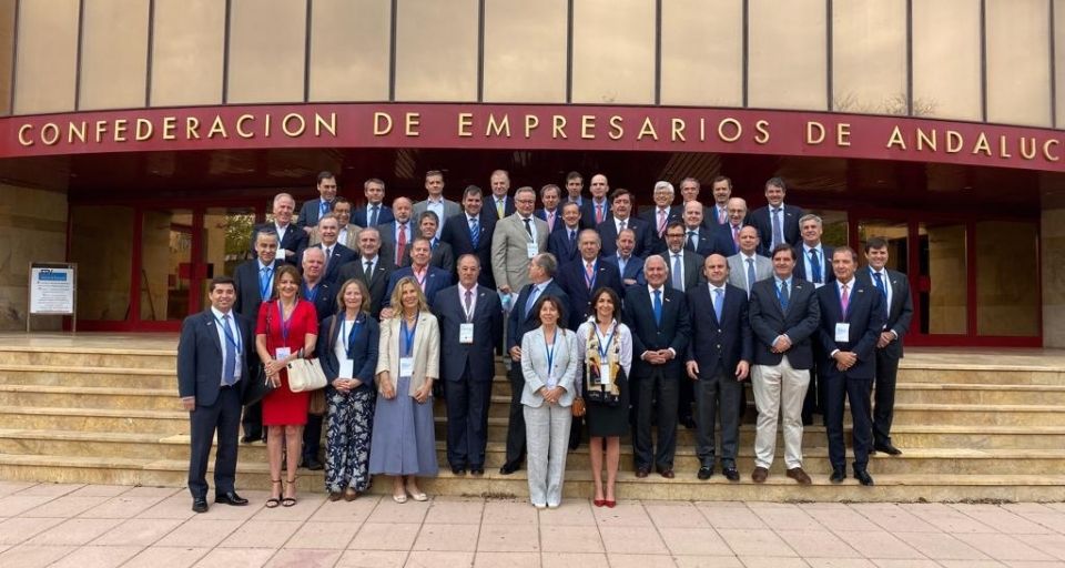 Misión empresarial en España finaliza con exposición de p...