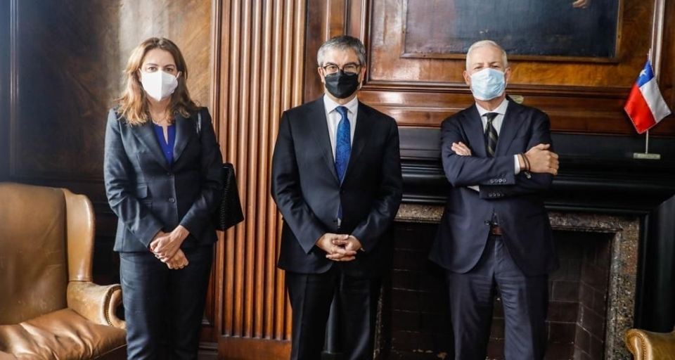 Cámara de Comercio de Santiago y la Cámara Internacional d...