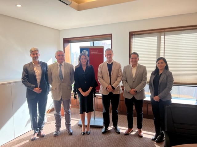 CCS aborda con Ministro de Transporte dificultades actuales en lo...