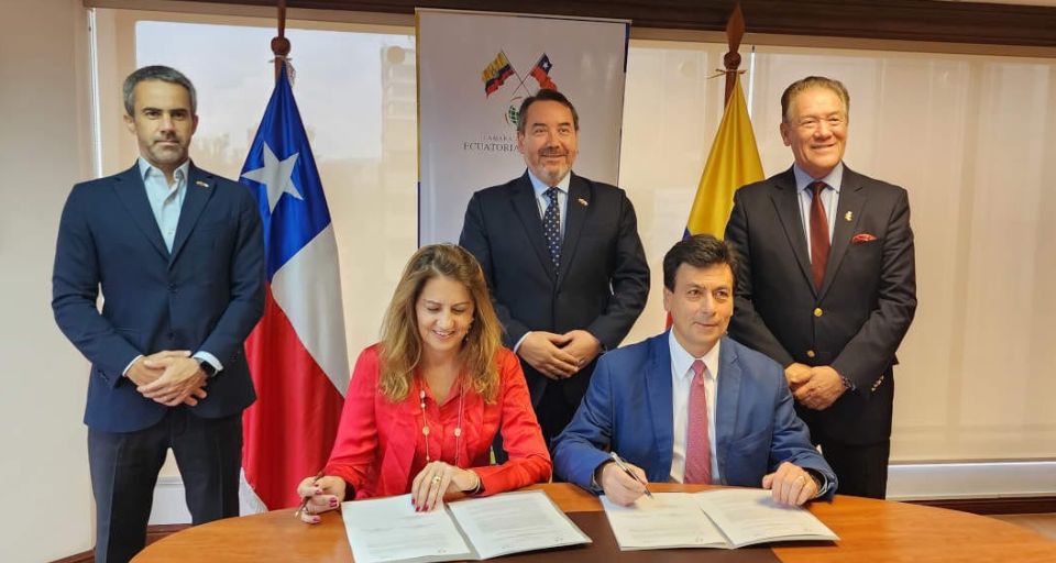 CCS suscribe acuerdo de colaboración con la Cámara de Come...