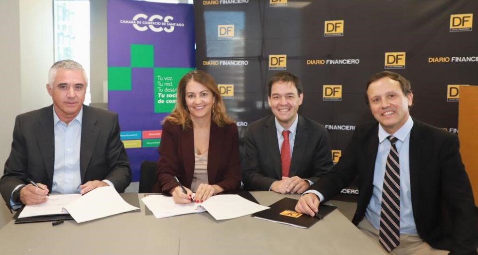 CCS y Diario Financiero firman alianza estratégica de colaboraci...
