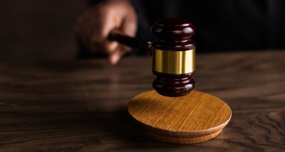 COLUMNA LABORAL: Dirección del Trabajo y Tribunales Laboral...