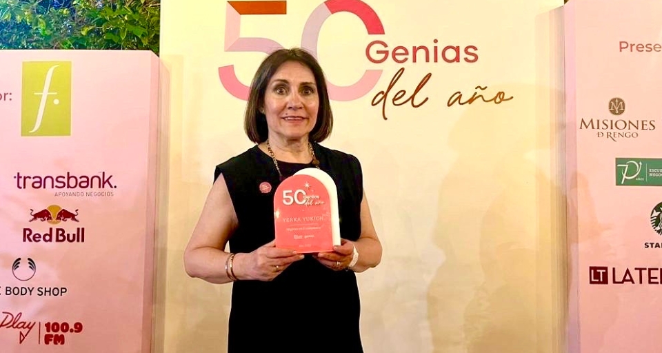 Directora ejecutiva de E-Commerce de la CCS recibió reconocimien...