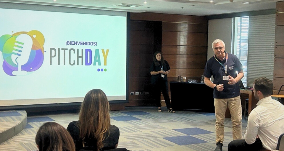 CCS realizó primer Pitchday 2024 con apoyo de Comités de Innova...