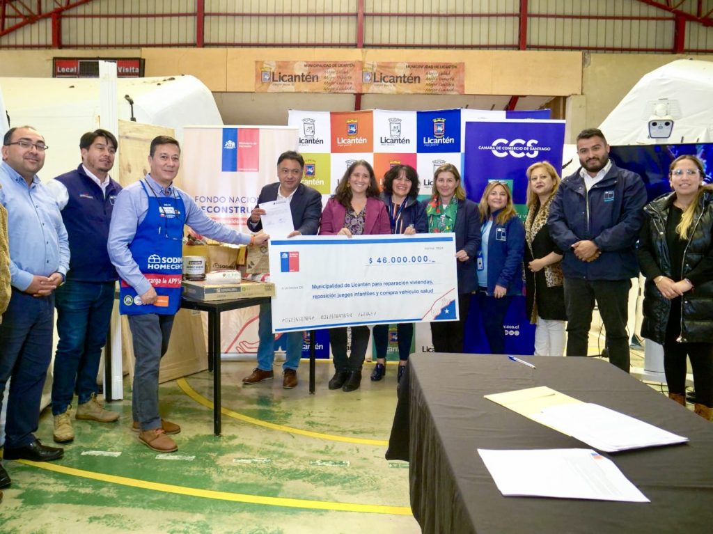 CCS junto a Fondo Nacional de Reconstrucción participan en la en...