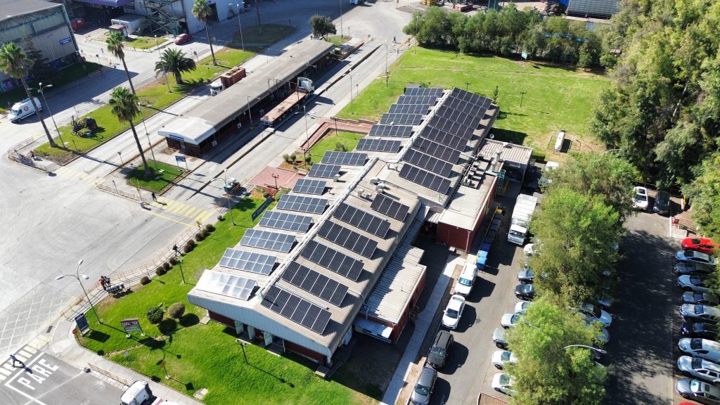 Aceros AZA inaugura su primera planta solar y avanza hacia l...