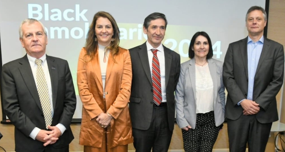 Más de 70 empresas del sector inmobiliario y bancario realizaron...