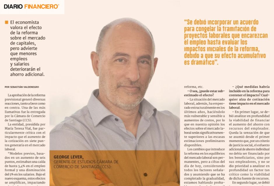 “Gran parte de la política económica deberá orientarse a mit...