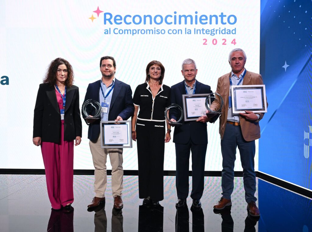 Cámara de Comercio de Santiago recibió Reconocimiento por su Co...
