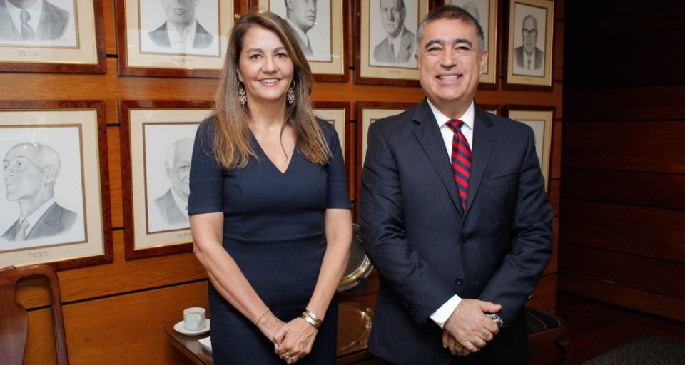 Alcalde de Santiago y CCS abordan plan de seguridad comunal